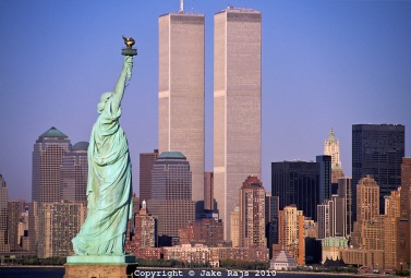 Statue of Liberty Between Twin Towers, World Trade Center at Sunset, New York City, New Jersey,  New York, designed Minoru Yamasaki